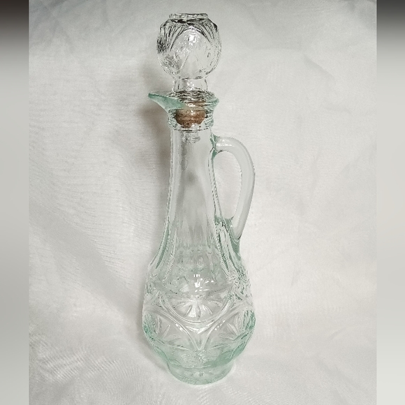 Vintage Daisy Green clear Glass Decanter pitcher cork stopper. - Picture 13 of 13